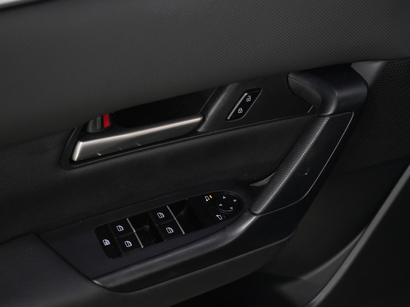 Used 2025 MAZDA CX-50 AWD 2.5 S w/ Preferred Package image 22