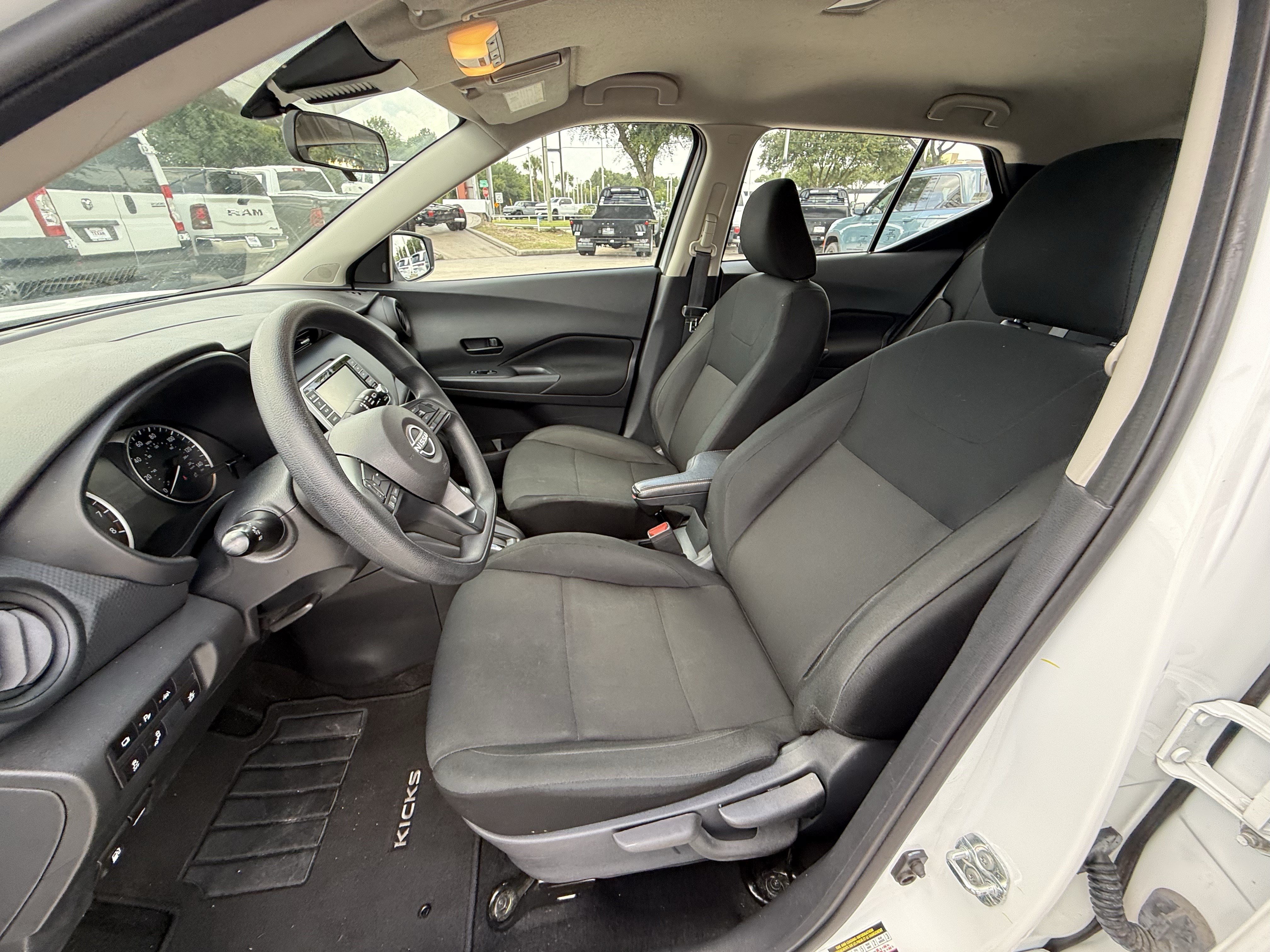 Used 2024 Nissan Kicks S FWD image 28