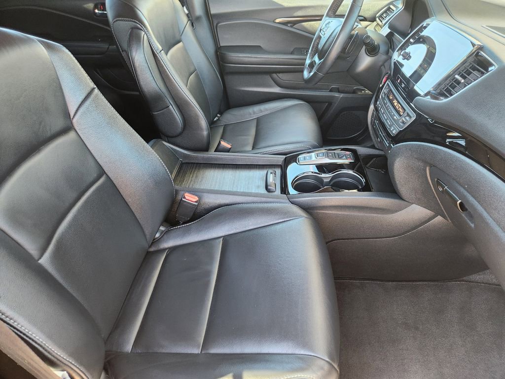 Used 2022 Honda Pilot Touring image 5