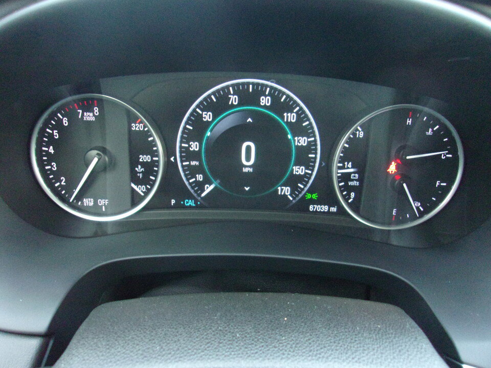 Used 2017 Buick LaCrosse Premium image 19