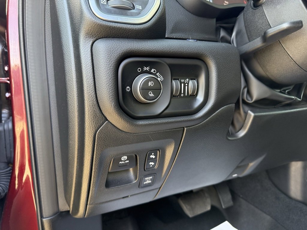 Certified 2025 RAM 1500 Big Horn image 19