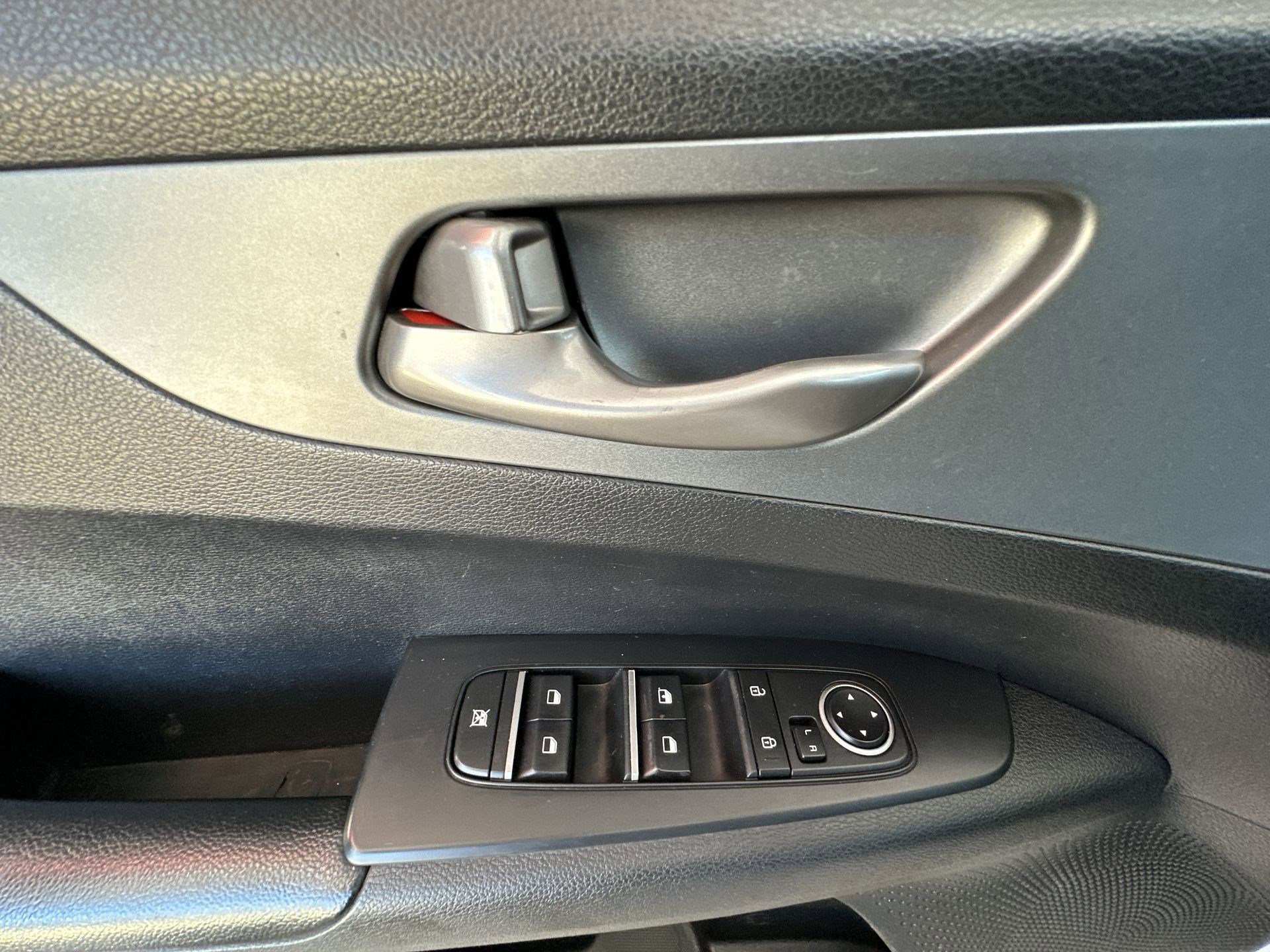 Used 2021 Kia Forte LXS image 14