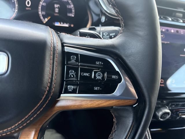 Used 2024 Jeep Grand Cherokee Summit AWD/4WD image 34