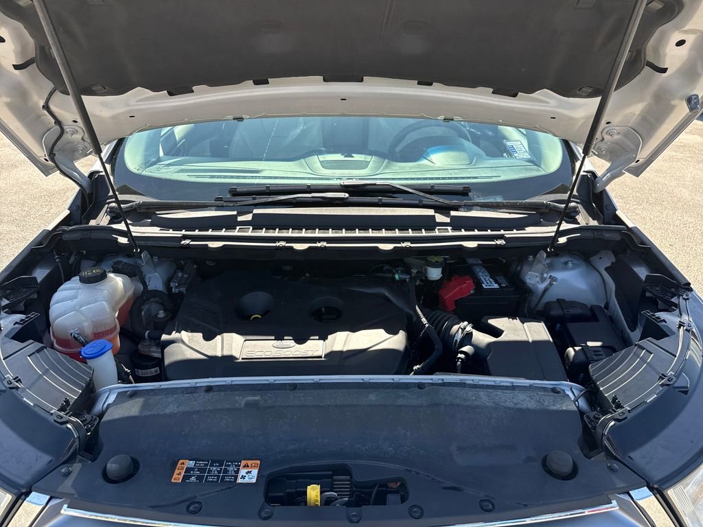 Used 2016 Ford Edge Titanium w/ Technology Package FWD image 29