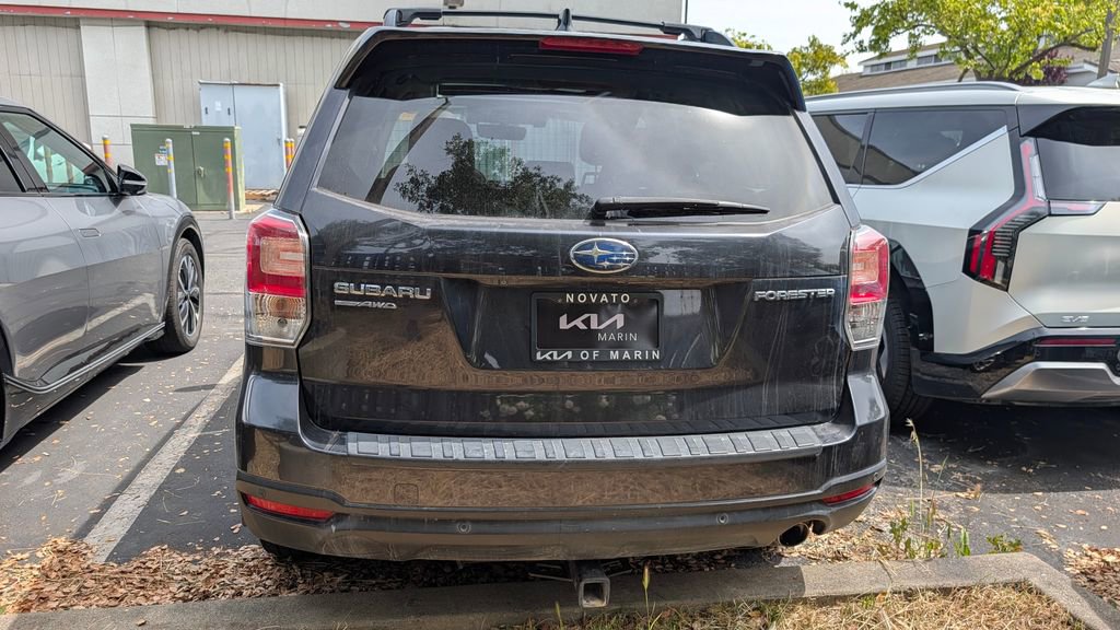Used 2018 Subaru Forester 2.5i Touring w/ Popular Package #3B AWD/4WD image 7