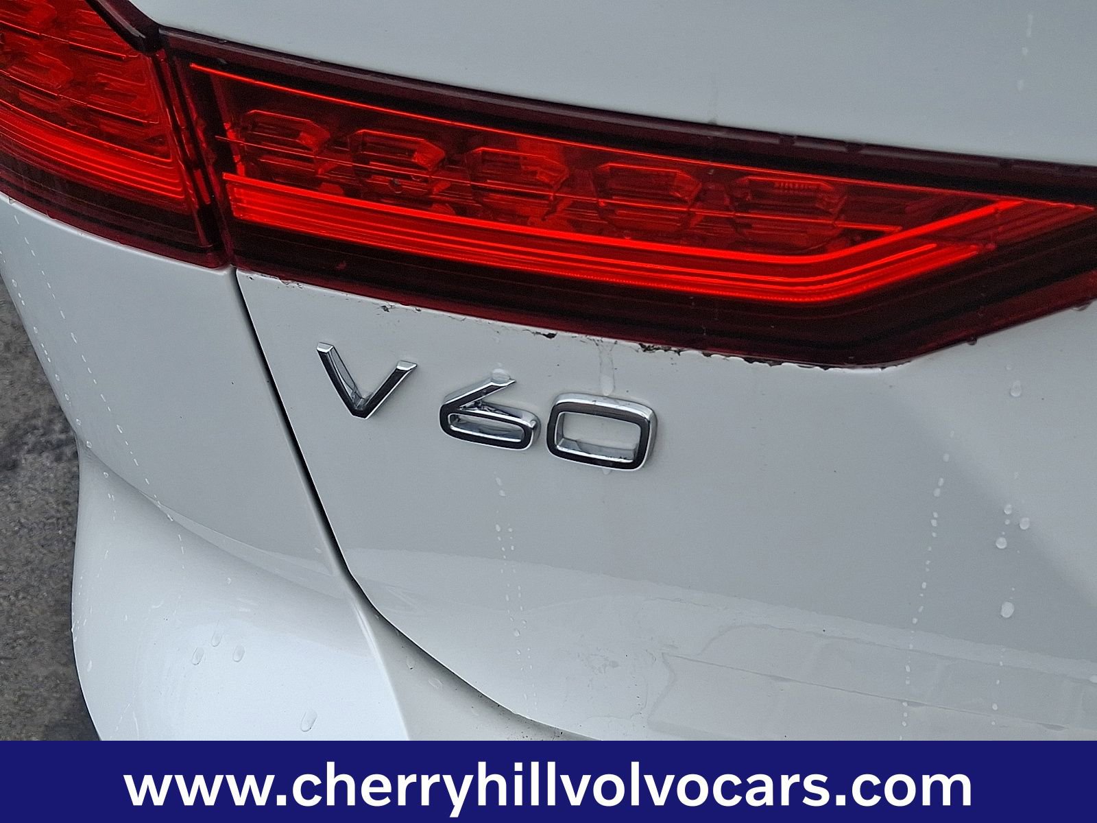 Certified 2023 Volvo V60 B5 Cross Country Plus w/ Climate Package image 30