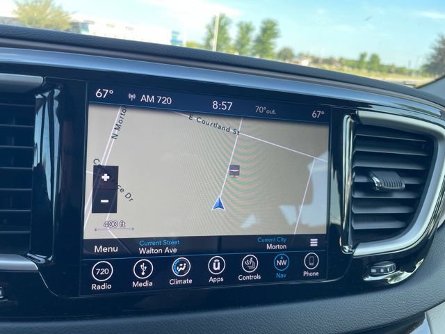 Used 2019 Chrysler Pacifica Touring Plus w/ Advanced Safetytec Group FWD image 9