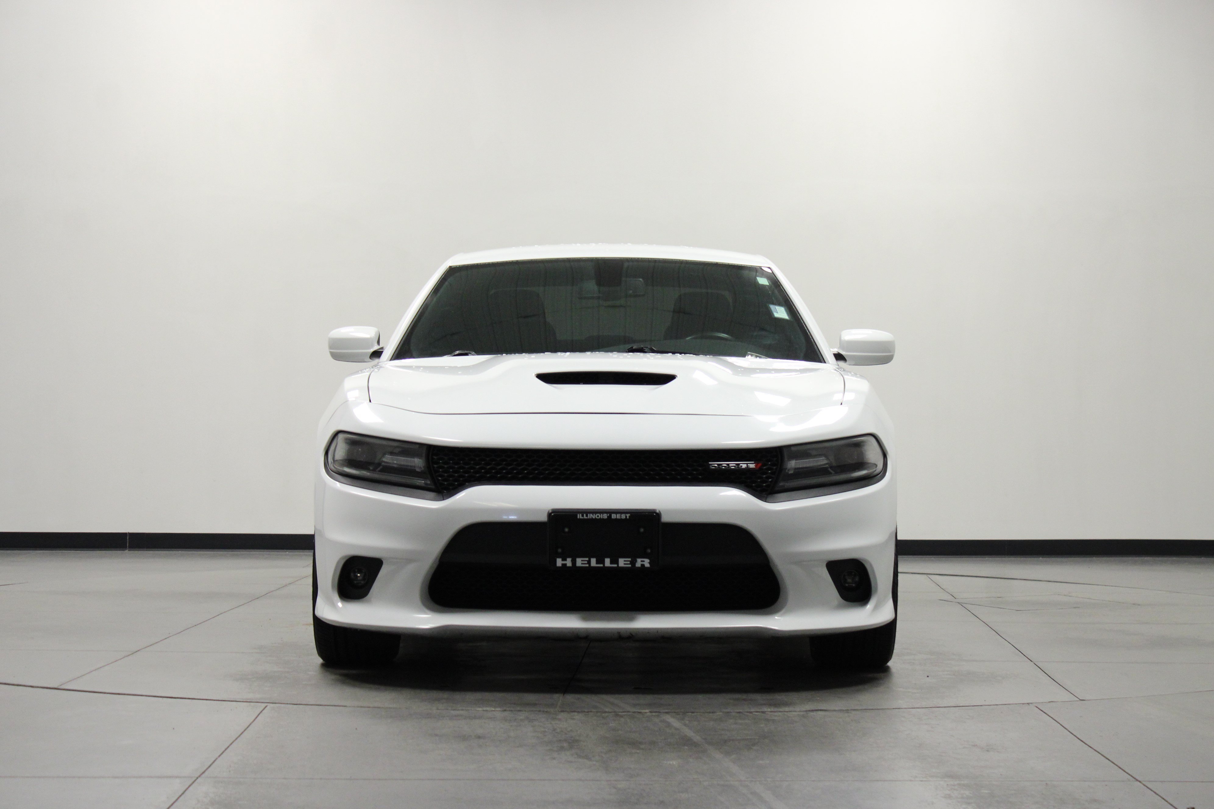 Used 2018 Dodge Charger R/T w/ Driver Confidence Group RWD image 9