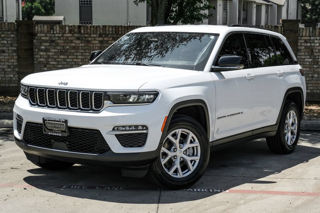 Used 2022 Jeep Grand Cherokee Limited RWD image 11