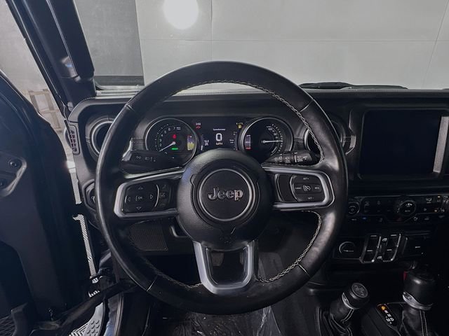 Used 2021 Jeep Wrangler Unlimited Sahara w/ Cold Weather Group image 15