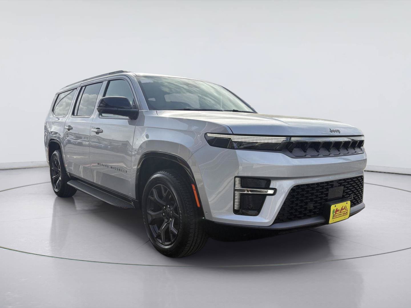 New 2026 Jeep Grand Wagoneer L Limited AWD/4WD image 9