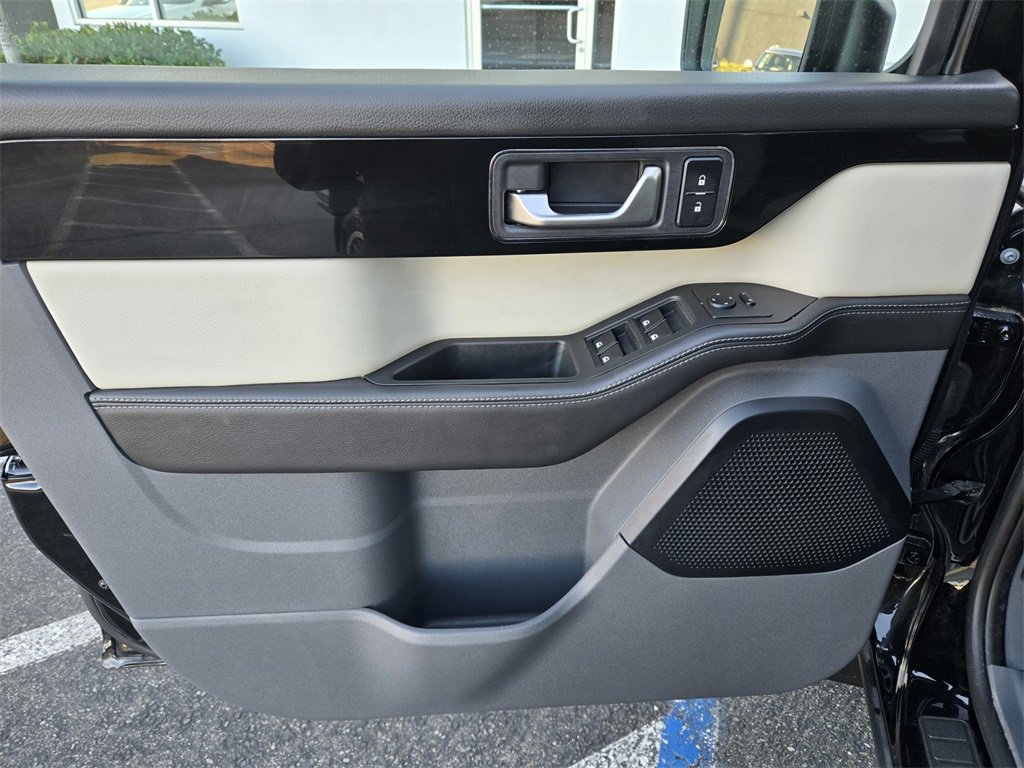 Used 2024 INEOS Grenadier Fieldmaster Edition image 16