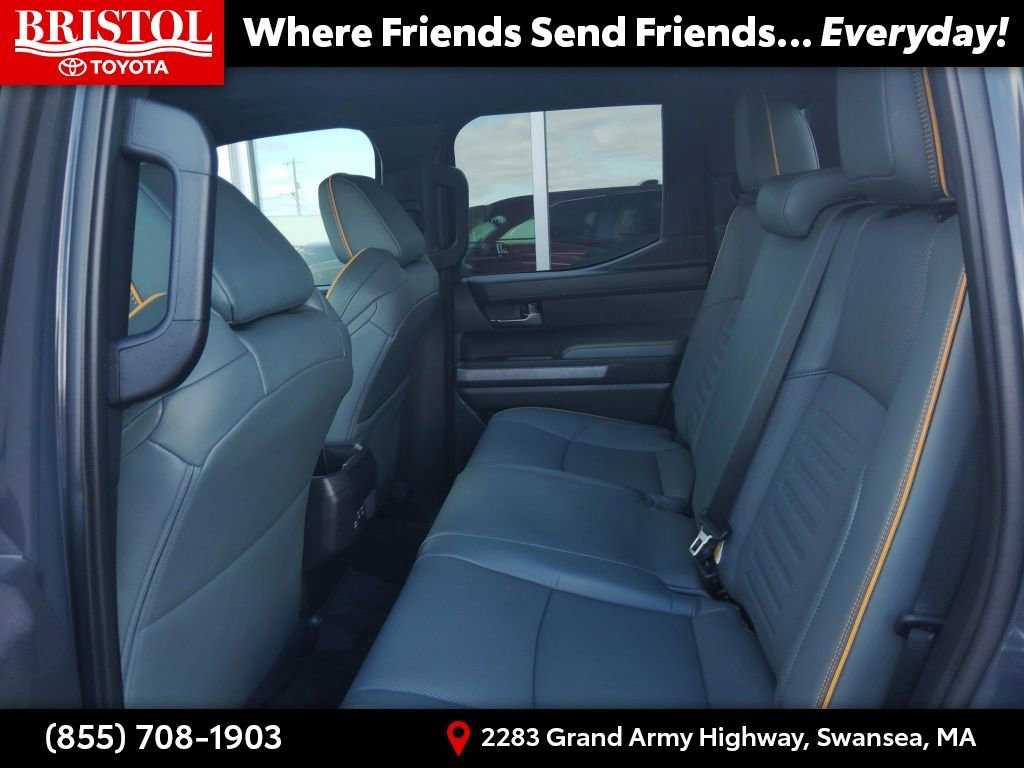 Used 2025 Toyota Tacoma Trailhunter image 17