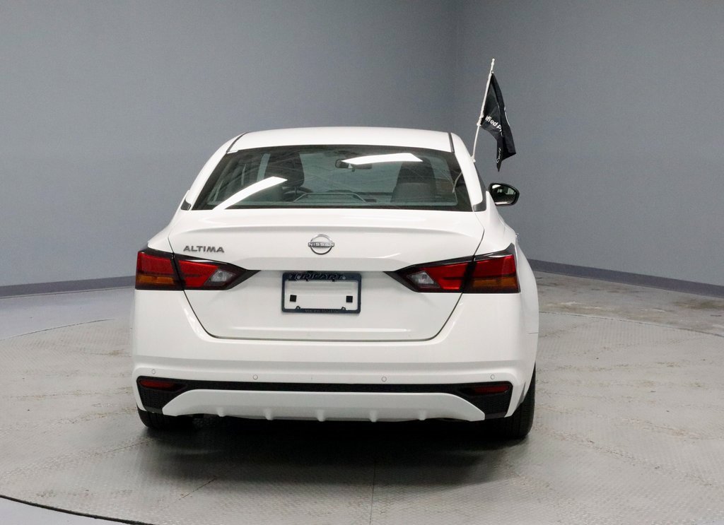 Certified 2024 Nissan Altima 2.5 S image 11