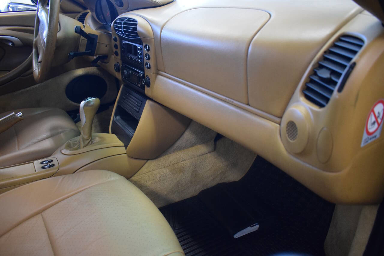 Used 2000 Porsche 911 Carrera image 17