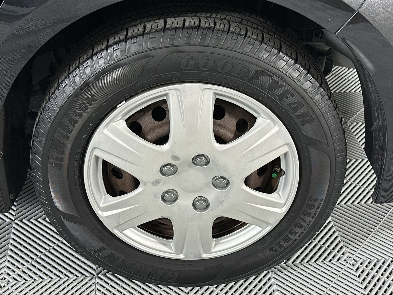 Used 2021 Toyota Corolla LE w/ LE Convenience Package FWD image 10