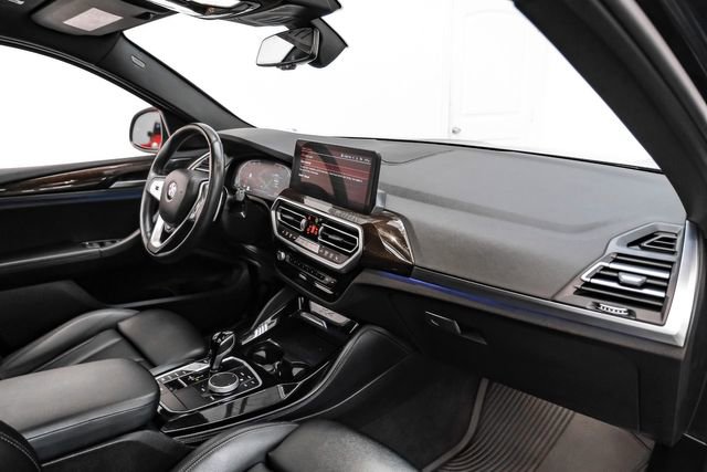 Used 2024 BMW X4 xDrive30i AWD/4WD image 11