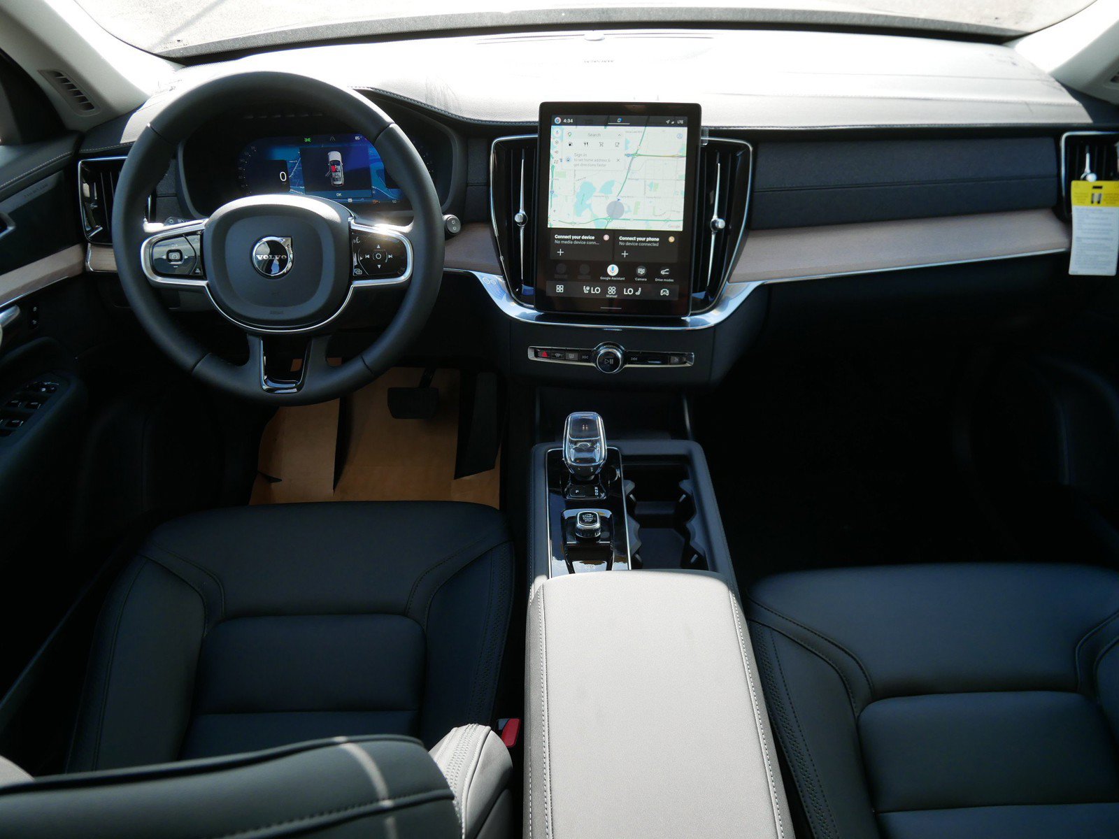 New 2027 Volvo XC90 B6 Plus AWD/4WD image 7
