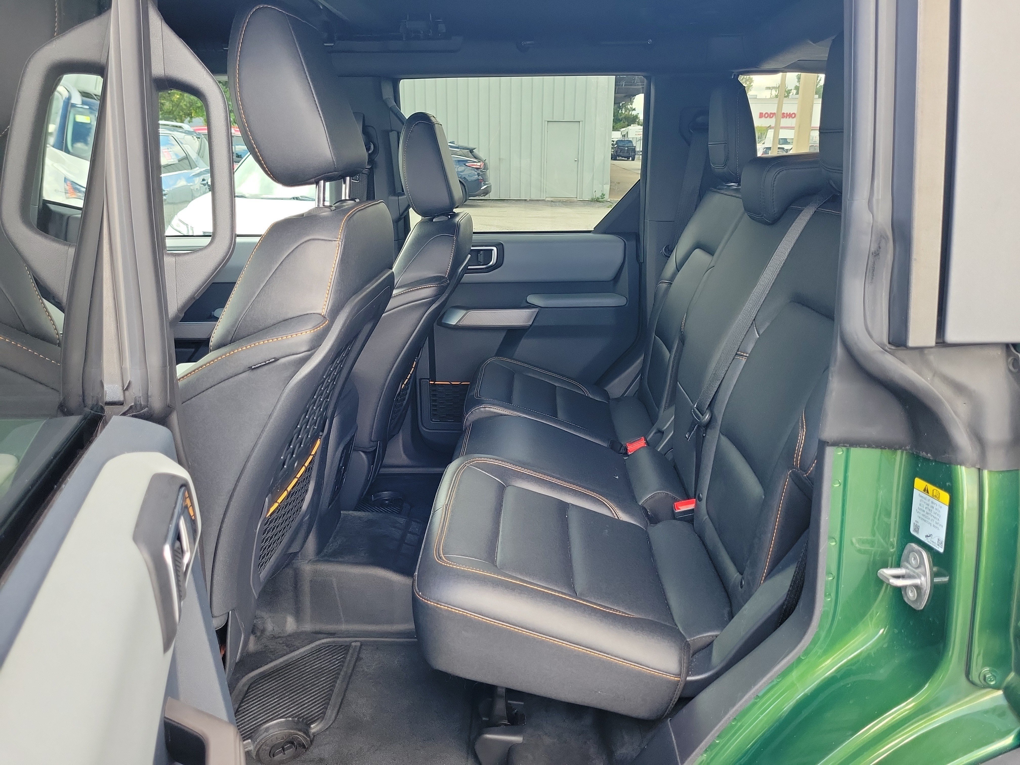 Used 2023 Ford Bronco Badlands AWD/4WD image 13