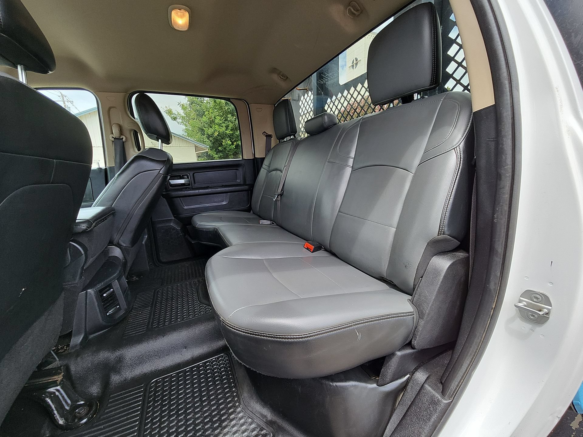 Used 2019 RAM 5500 Tradesman w/ Electrical Accessory Group AWD/4WD image 23