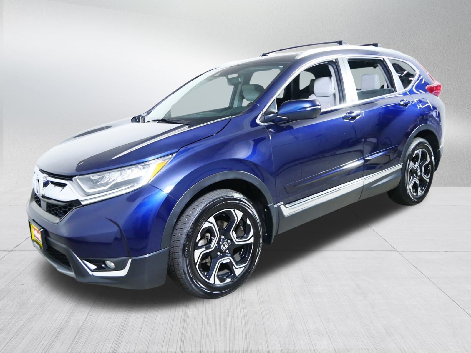 Used 2017 Honda CR-V Touring image 3
