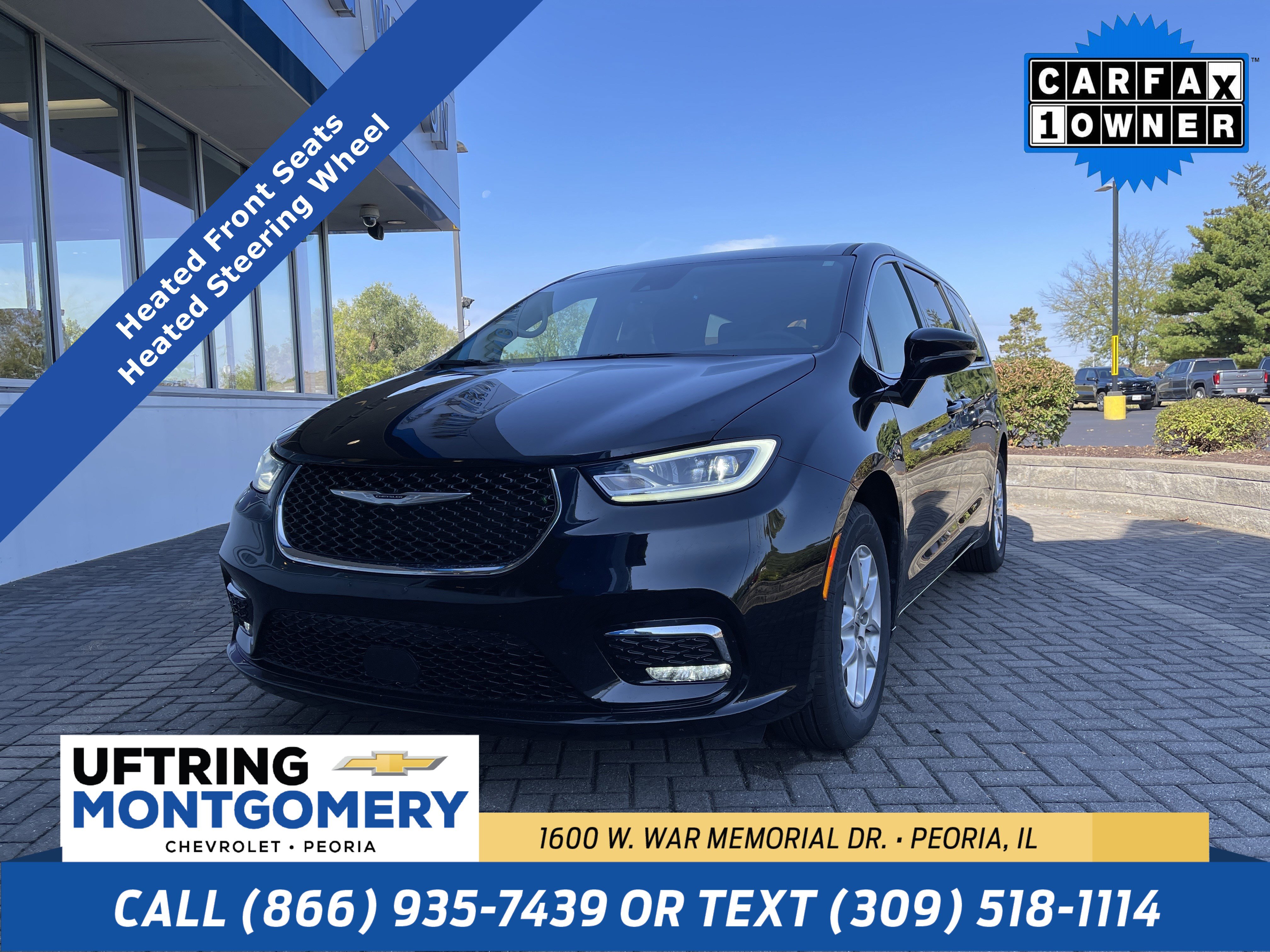 Used 2024 Chrysler Pacifica Touring-L image 1