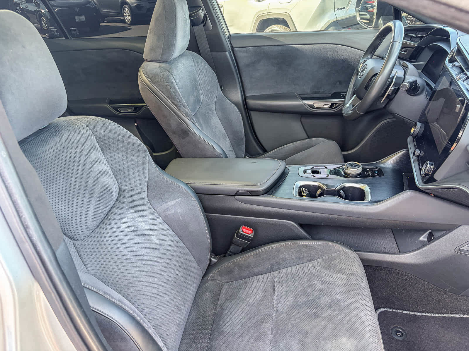 Certified 2023 Lexus RZ 450e Luxury w/ Accessory Package (Z1) image 15