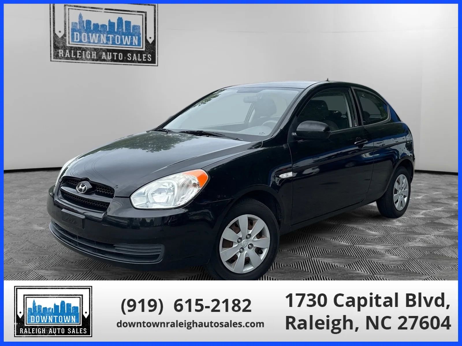 Used 2010 Hyundai Accent GS FWD image 1
