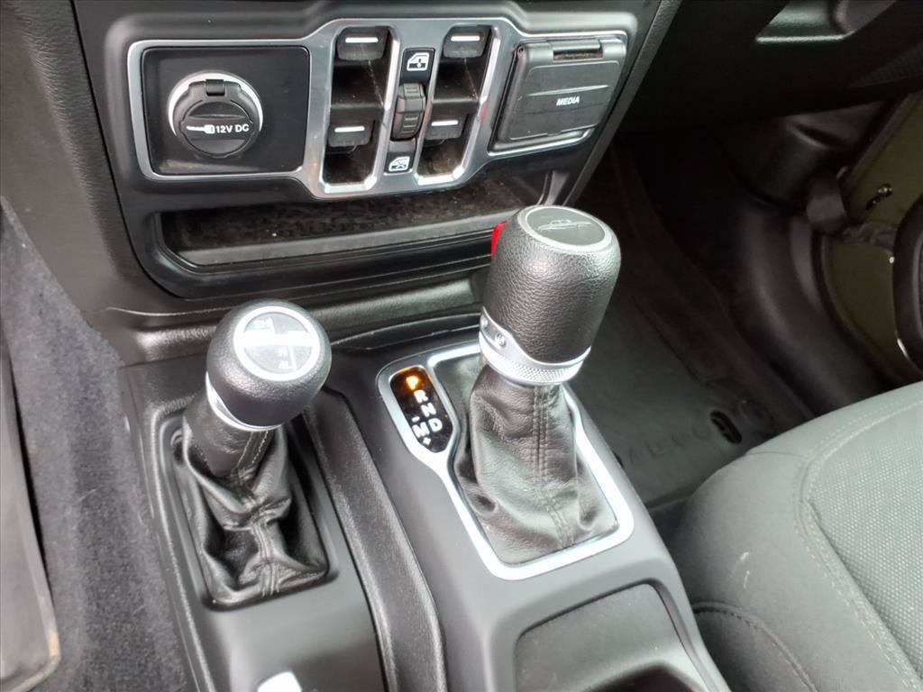 Used 2022 Jeep Gladiator Sport AWD/4WD image 23