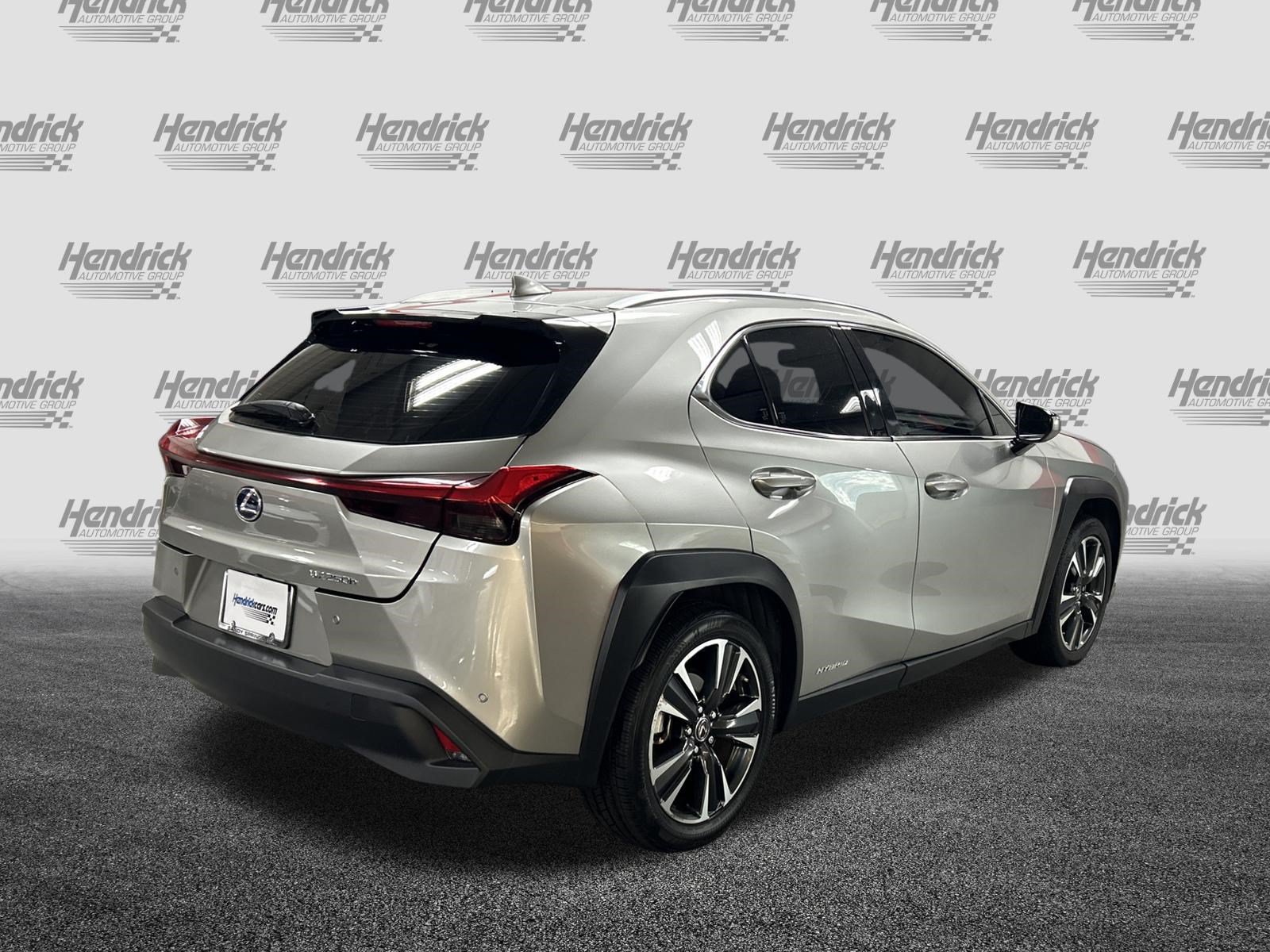 Used 2020 Lexus UX 250h w/ Premium Package AWD/4WD image 10