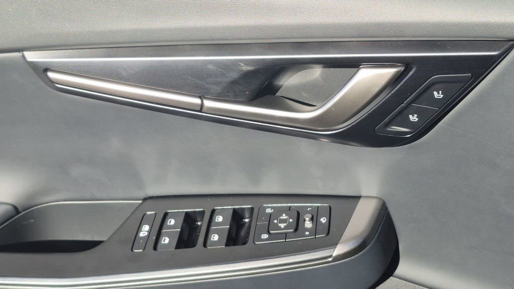 New 2025 Kia EV6 Wind image 7