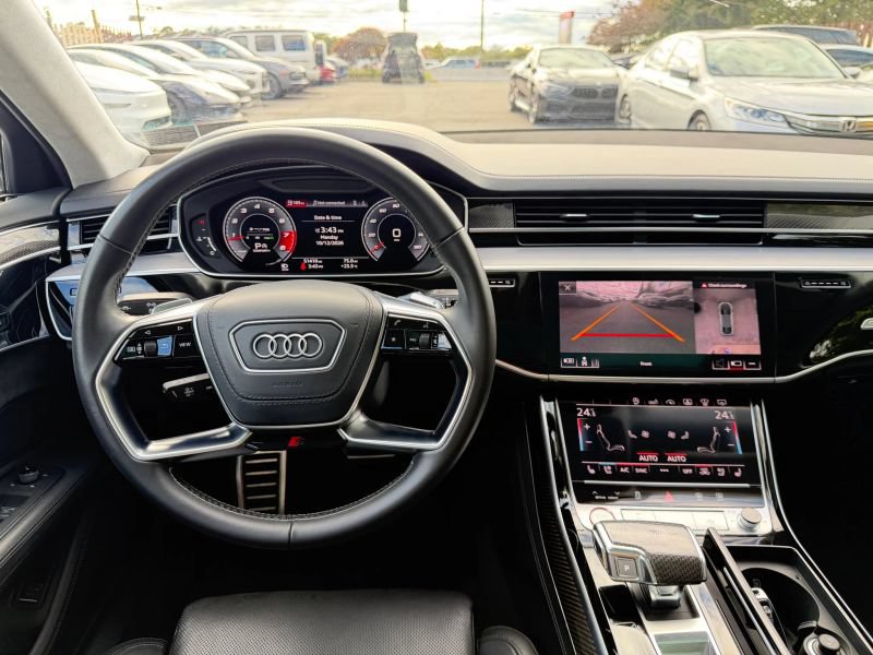 Used 2020 Audi S8 L AWD/4WD image 21
