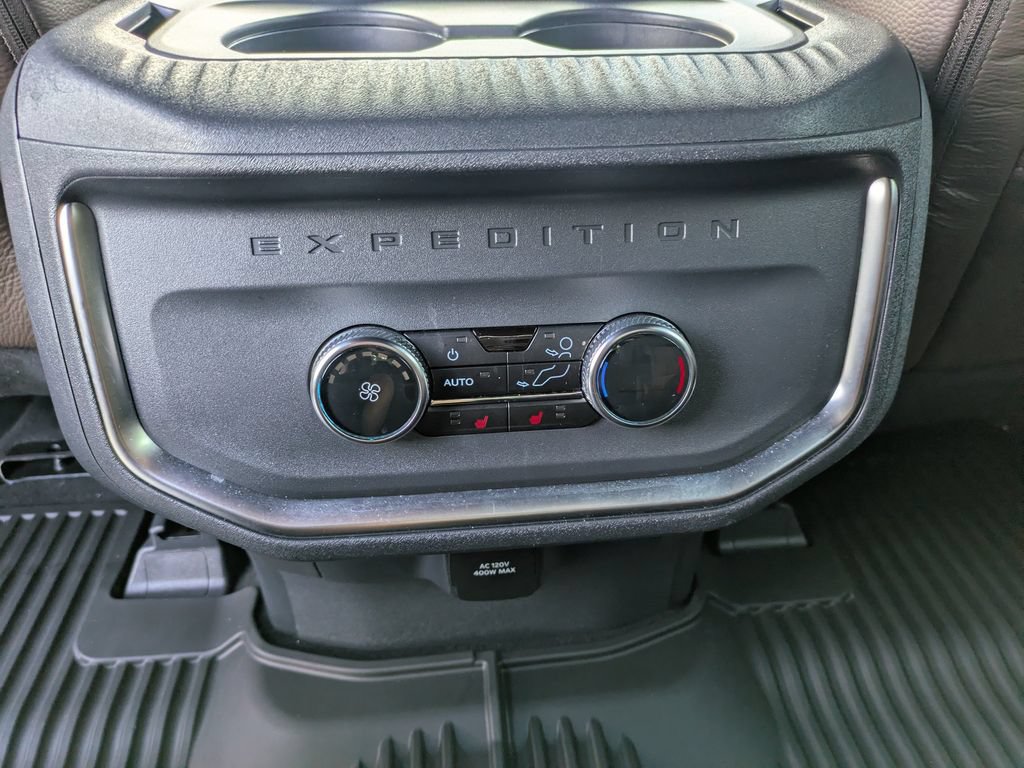 Used 2025 Ford Expedition King Ranch AWD/4WD image 19