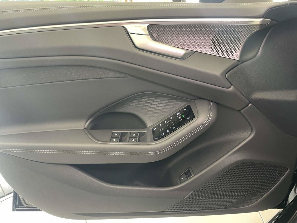 New 2026 Audi A6 Premium Plus AWD/4WD image 33