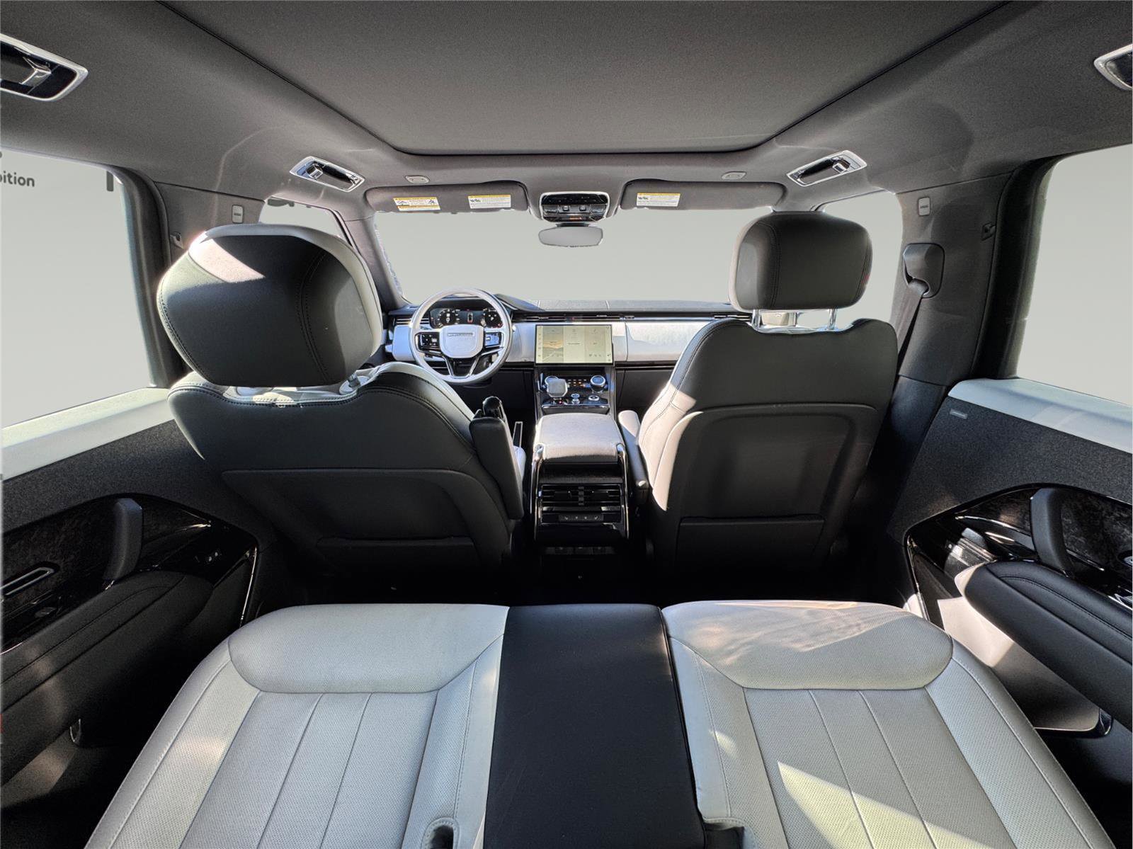 Used 2023 Land Rover Range Rover Sport SE Dynamic image 7