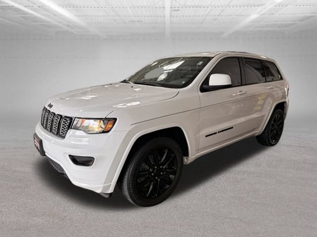 Used 2018 Jeep Grand Cherokee Altitude AWD/4WD image 4