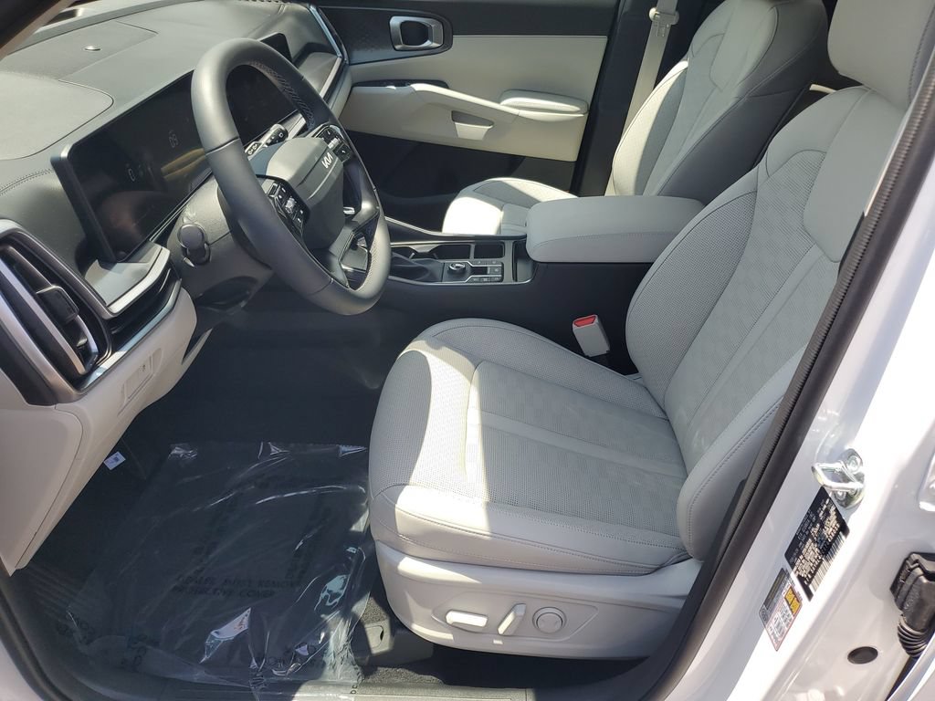 New 2026 Kia Sorento S w/ S Panoramic Sunroof Package FWD image 5
