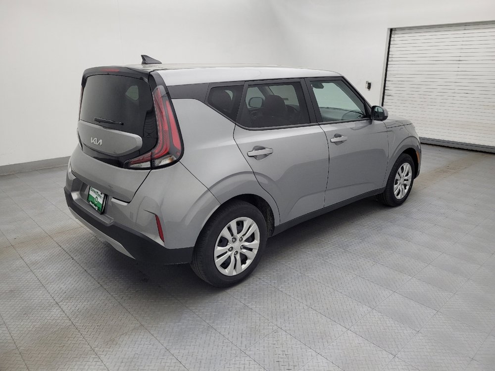 Used 2024 Kia Soul LX image 10