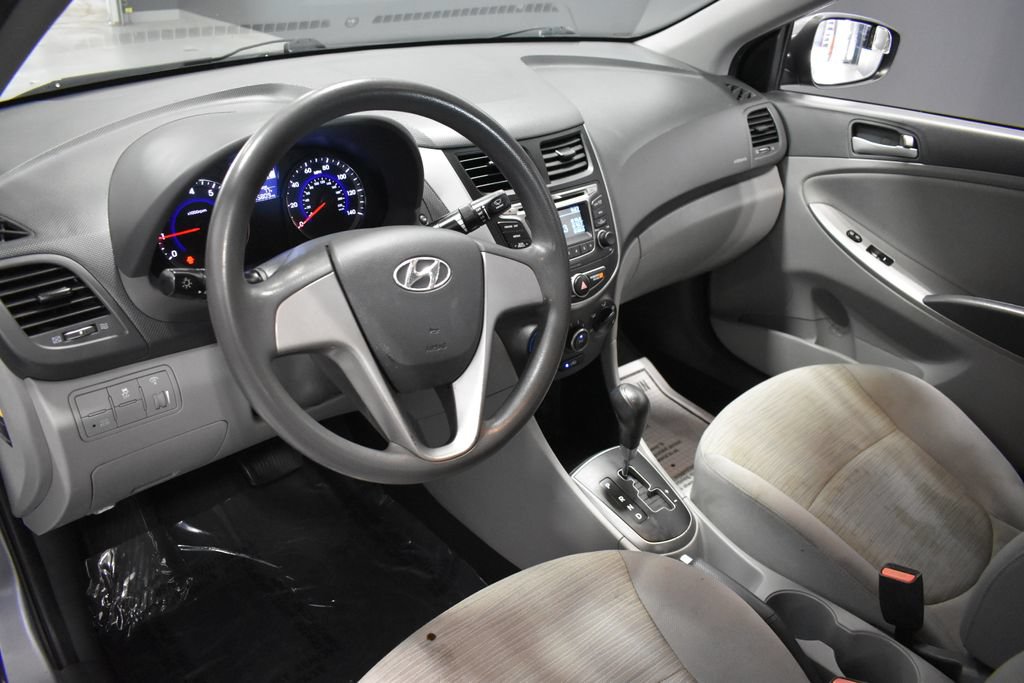 Used 2016 Hyundai Accent SE FWD image 4