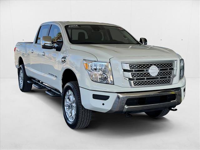 Used 2024 Nissan Titan SV w/ SV Convenience Package image 5