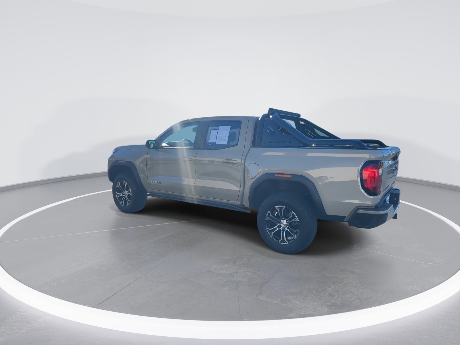 Used 2023 GMC Canyon AT4 w/ LPO, Sports Bar Package image 7