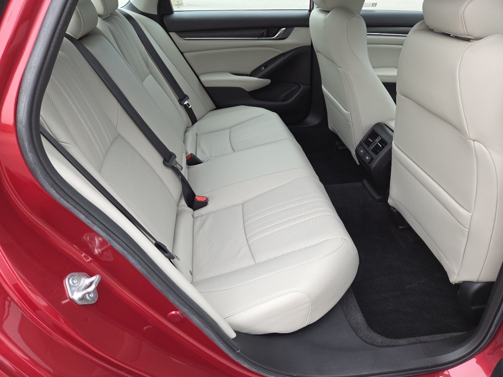 Used 2022 Honda Accord EX-L image 21