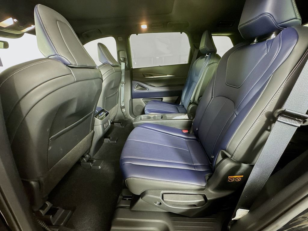 Used 2026 INFINITI QX60 Sport w/ Dark Cargo Package image 29