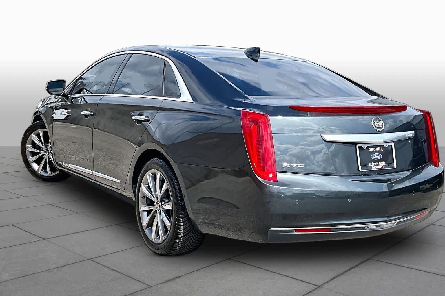 Used 2015 Cadillac XTS FWD image 12