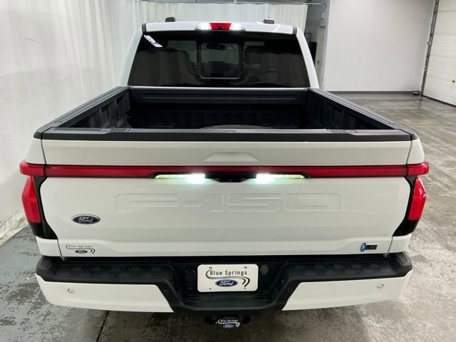 Used 2023 Ford F150 Lightning Lariat image 4