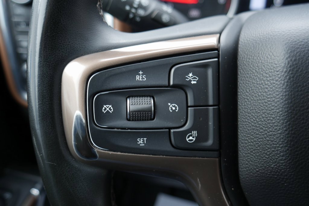 Used 2023 Chevrolet Silverado 2500 High Country w/ Technology Package image 13