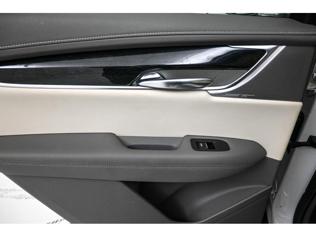 Used 2020 Cadillac XT6 Premium Luxury AWD/4WD image 28