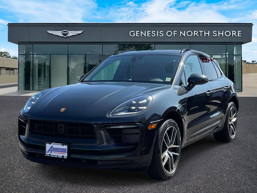 Used 2024 Porsche Macan S AWD/4WD image 4