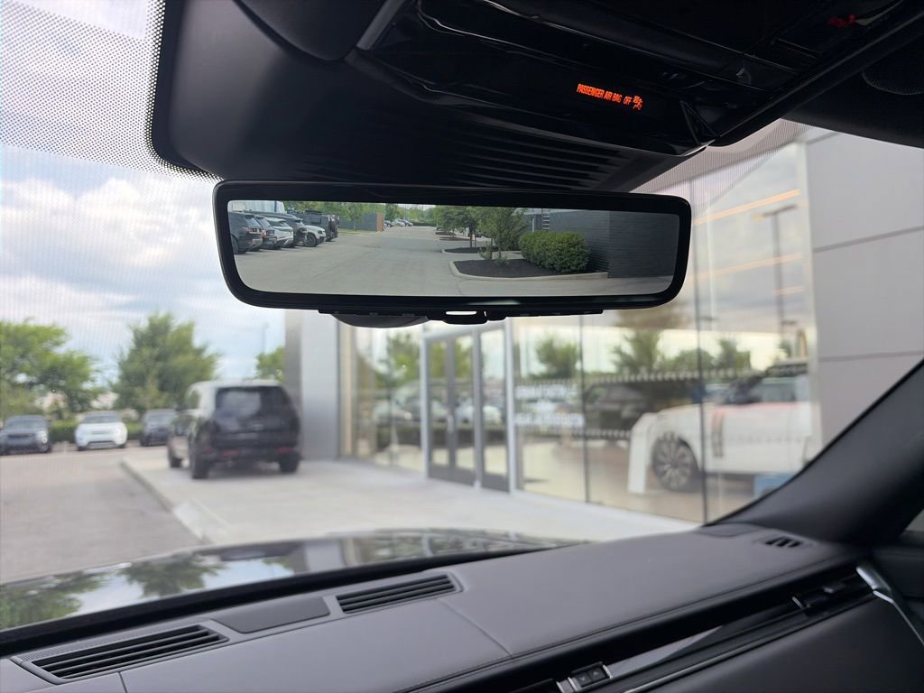 Certified 2023 Land Rover Range Rover SE AWD/4WD image 15