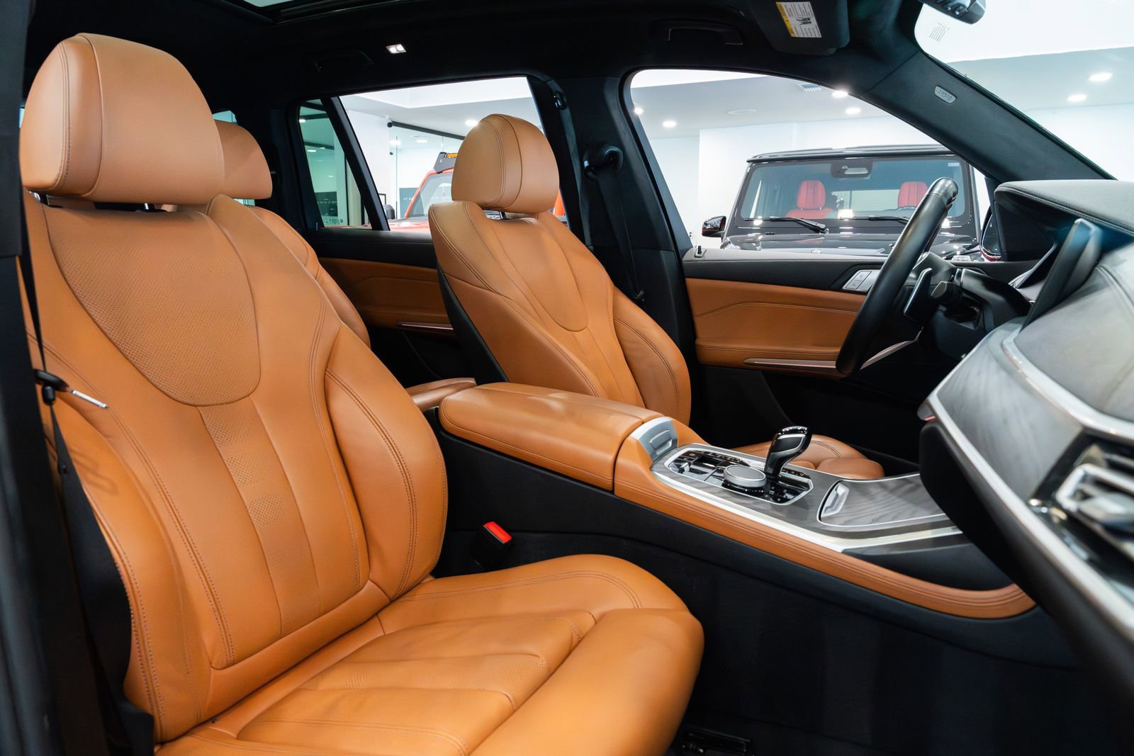 Used 2022 BMW X7 xDrive40i w/ M Sport Package image 27